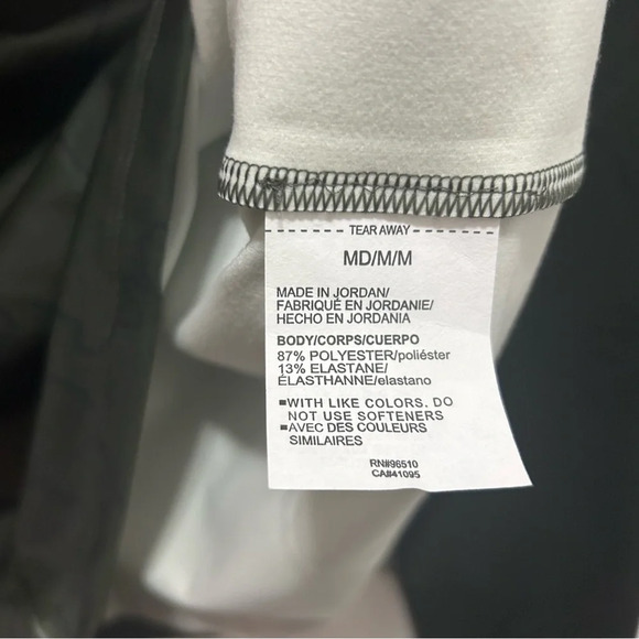 Under Armour Cold Weather Funnel Neck Top in Baroque Green NWT M - Picture 7 of 9